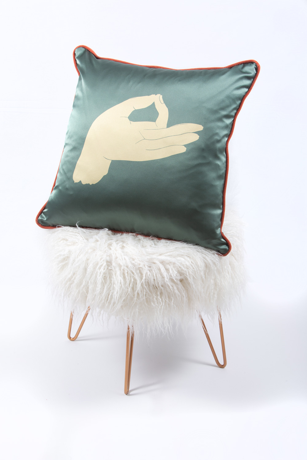 Amphiri, cuscino chin